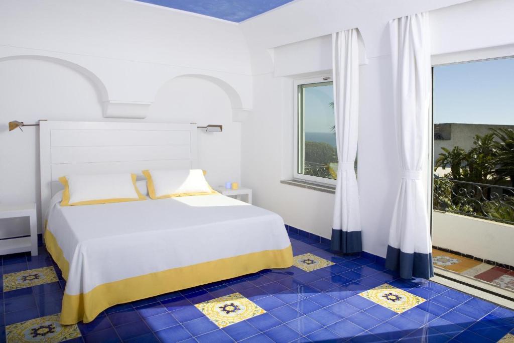 San Michele Hotel & Spa Sant'Angelo  Oda fotoğraf